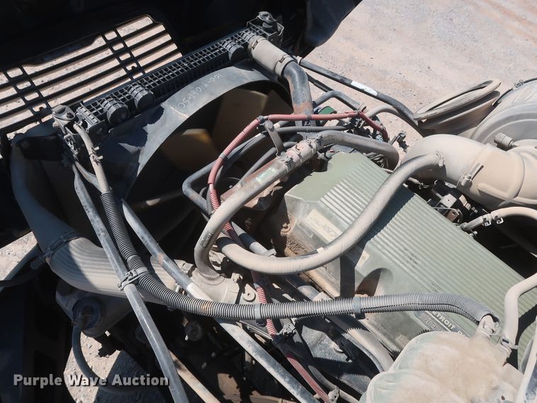 image for item DH0995 2006 Freightliner Columbia  semi truck