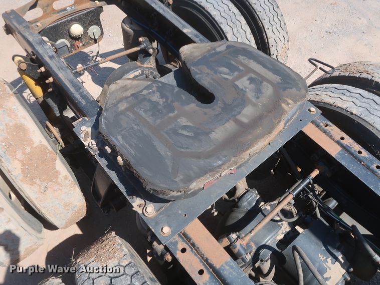 image for item DH0995 2006 Freightliner Columbia  semi truck