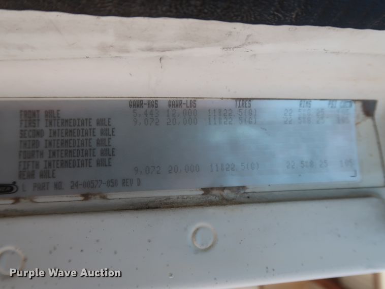 image for item DH0997 2003 Freightliner Columbia  semi truck