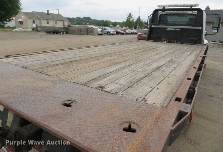 image for item DH1157 2008 International 4300  rollback truck