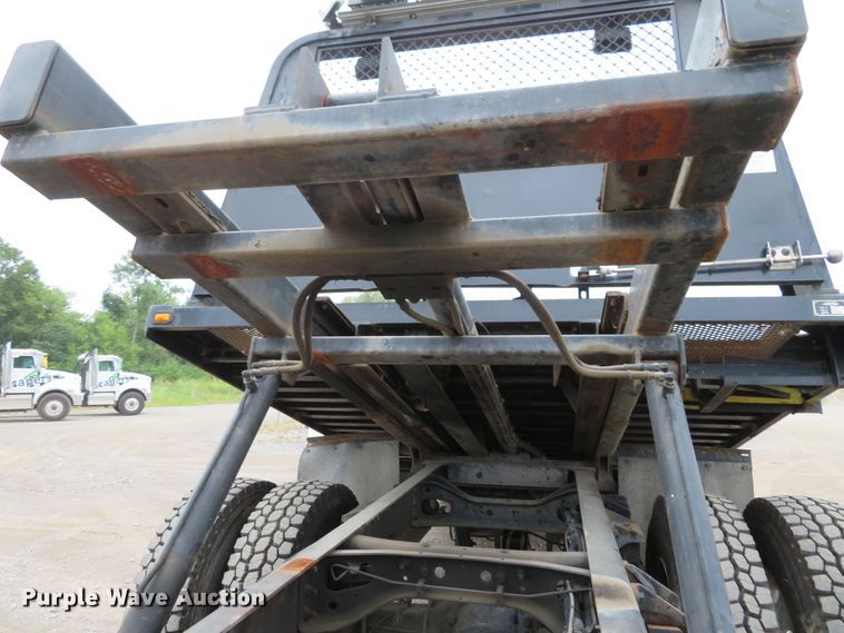 image for item DH1157 2008 International 4300  rollback truck