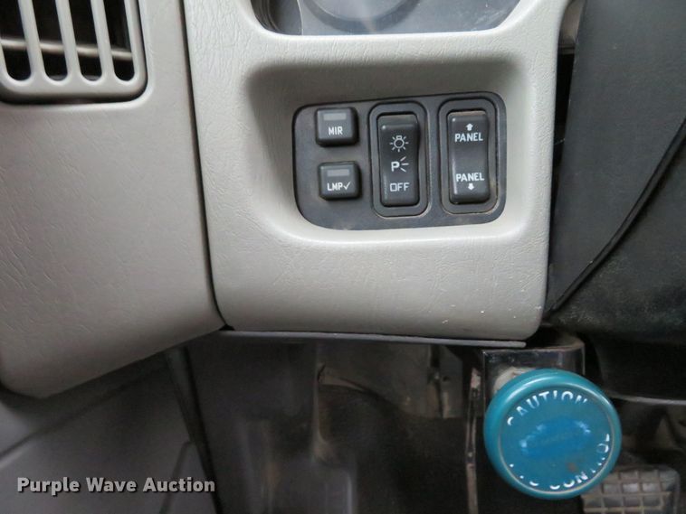 image for item DH1157 2008 International 4300  rollback truck