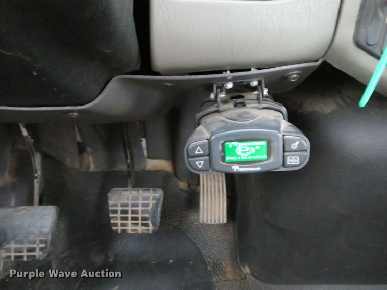 image for item DH1157 2008 International 4300  rollback truck