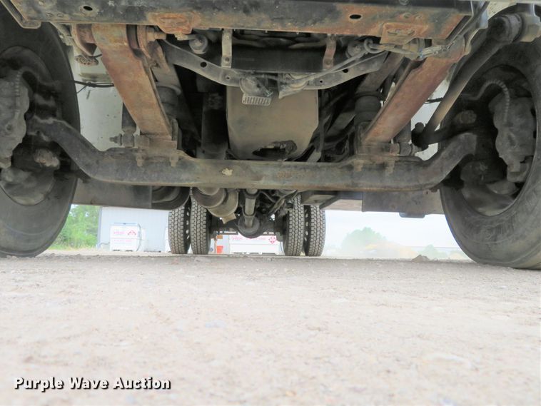 image for item DH1157 2008 International 4300  rollback truck