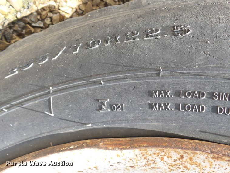 image for item DH3926 1995 Duty Mfg Inc DDH45 drop deck equipment trailer