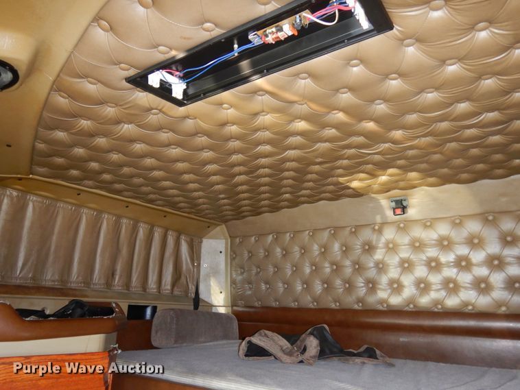 image for item DH6613 2000 Kenworth W900B semi tractor