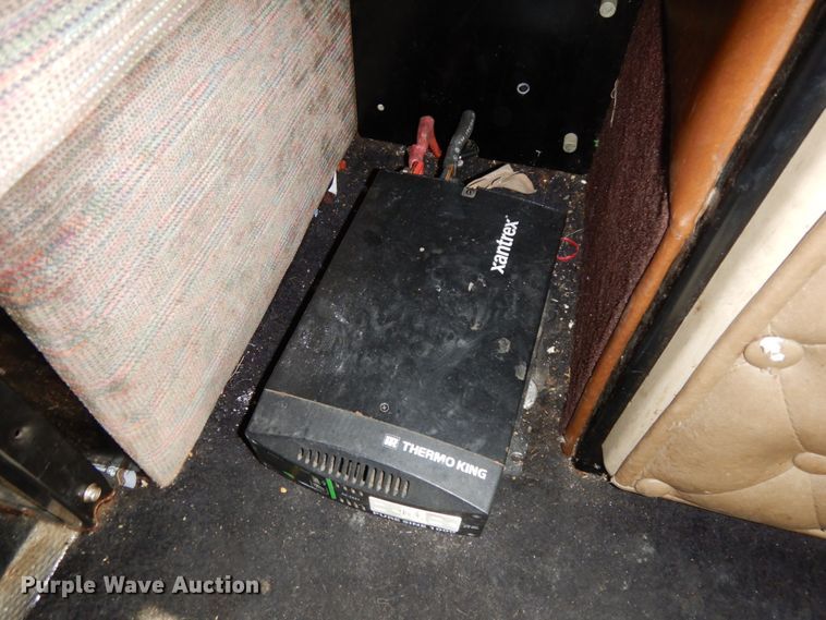 image for item DH6613 2000 Kenworth W900B semi tractor