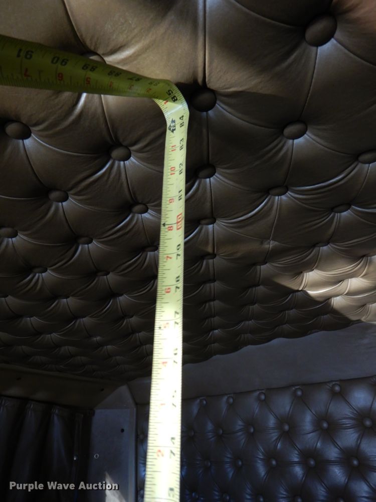 image for item DH6613 2000 Kenworth W900B semi tractor