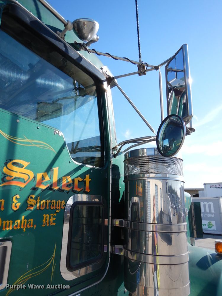 image for item DH6613 2000 Kenworth W900B semi tractor