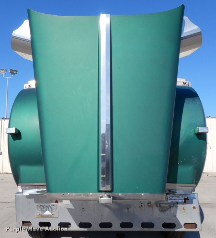 image for item DH6613 2000 Kenworth W900B semi tractor