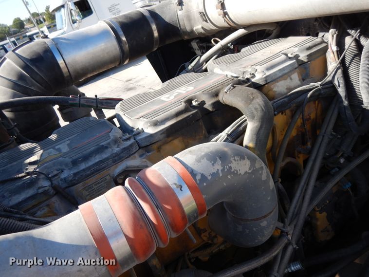 image for item DH6613 2000 Kenworth W900B semi tractor