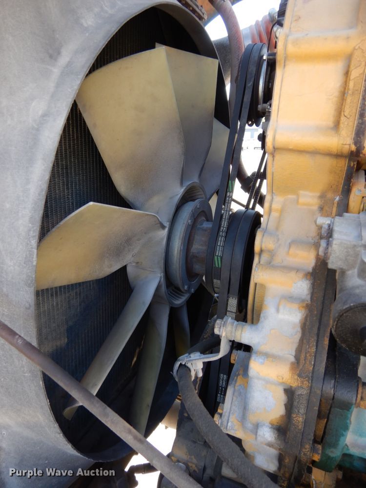 image for item DH6613 2000 Kenworth W900B semi tractor