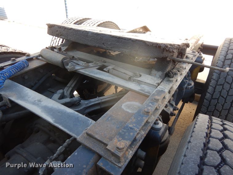 image for item DH6613 2000 Kenworth W900B semi tractor