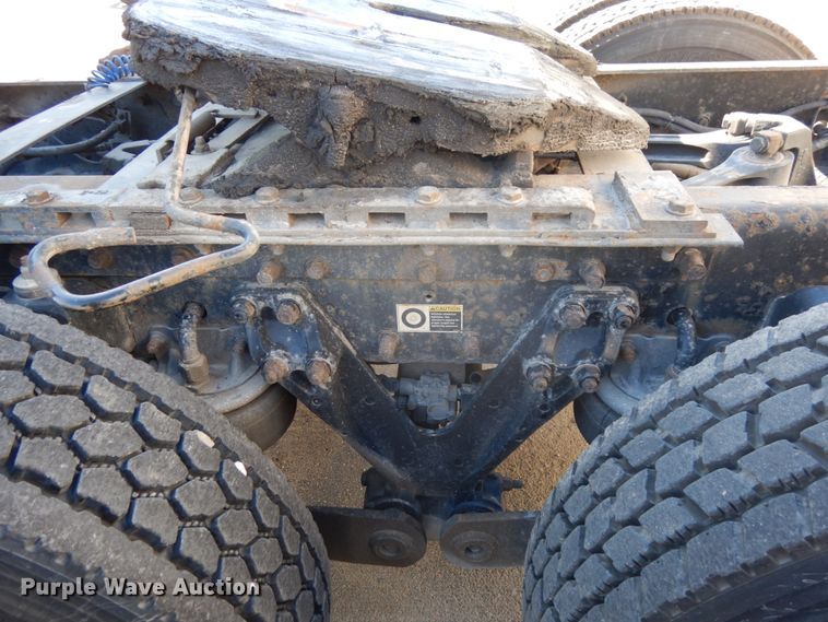 image for item DH6613 2000 Kenworth W900B semi tractor