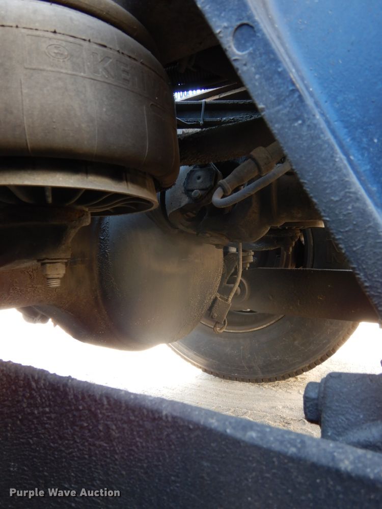 image for item DH6613 2000 Kenworth W900B semi tractor