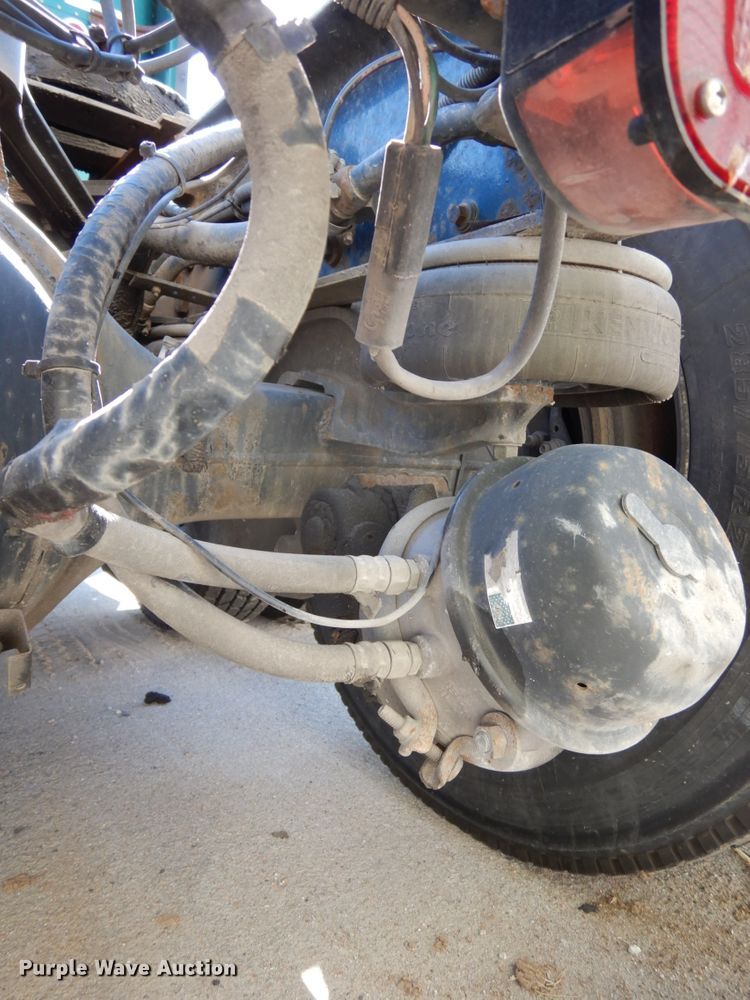 image for item DH6613 2000 Kenworth W900B semi tractor