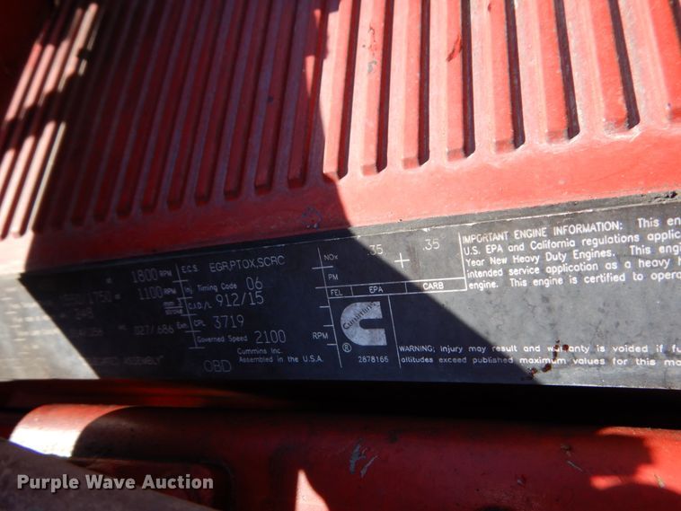 image for item DH6614 2012 Peterbilt 587  semi truck