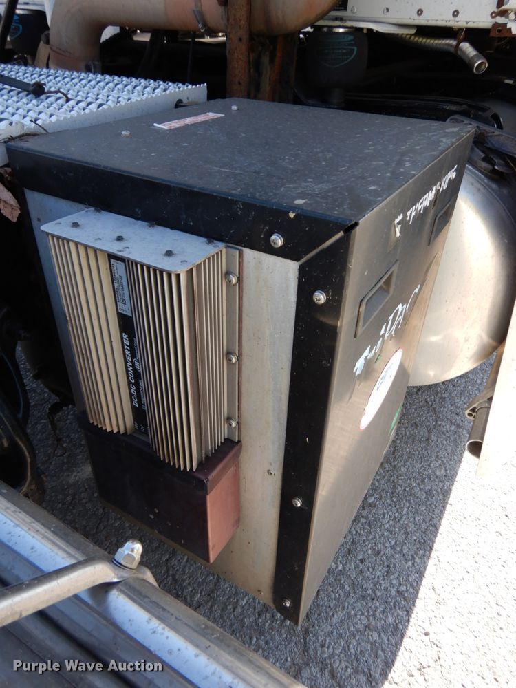 image for item DH6614 2012 Peterbilt 587  semi truck