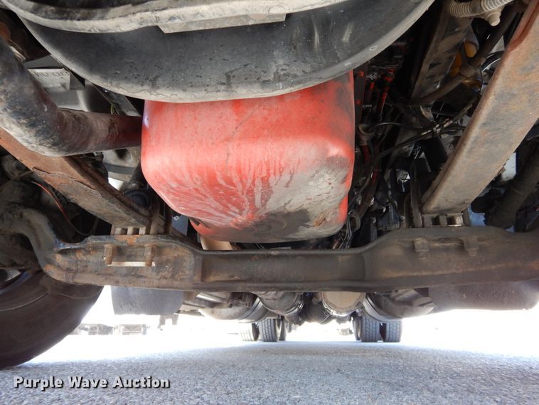 image for item DH6614 2012 Peterbilt 587  semi truck