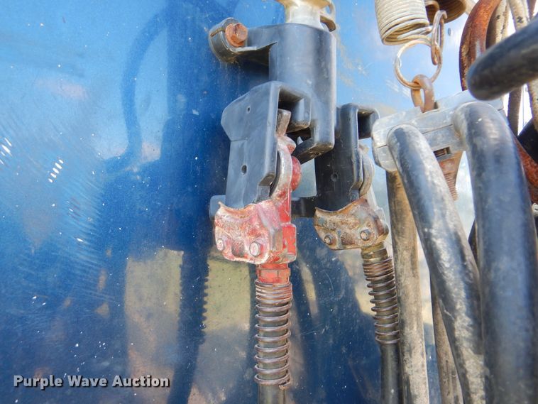 image for item DI0400 1994 Kenworth T450  semi truck