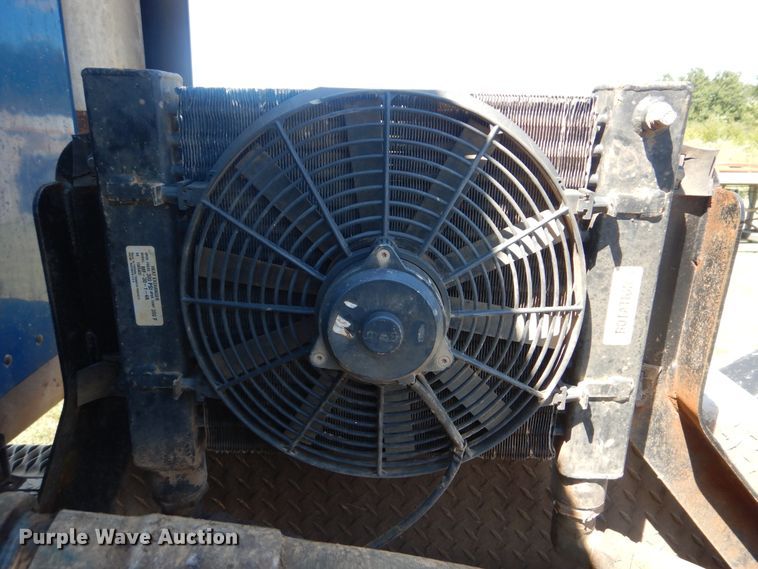 image for item DI0400 1994 Kenworth T450  semi truck