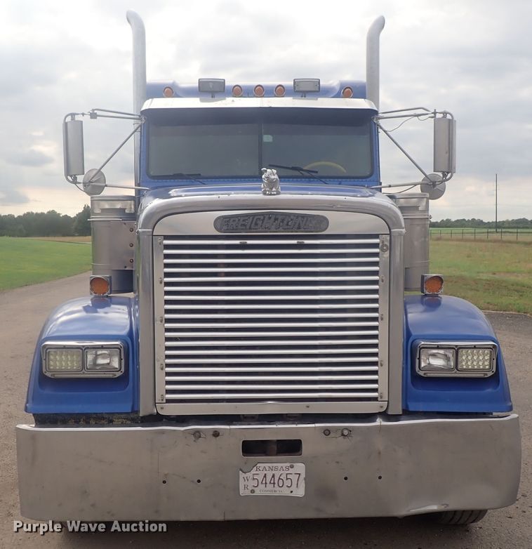 image for item DI4735 1998 Freightliner Classic X2  semi truck