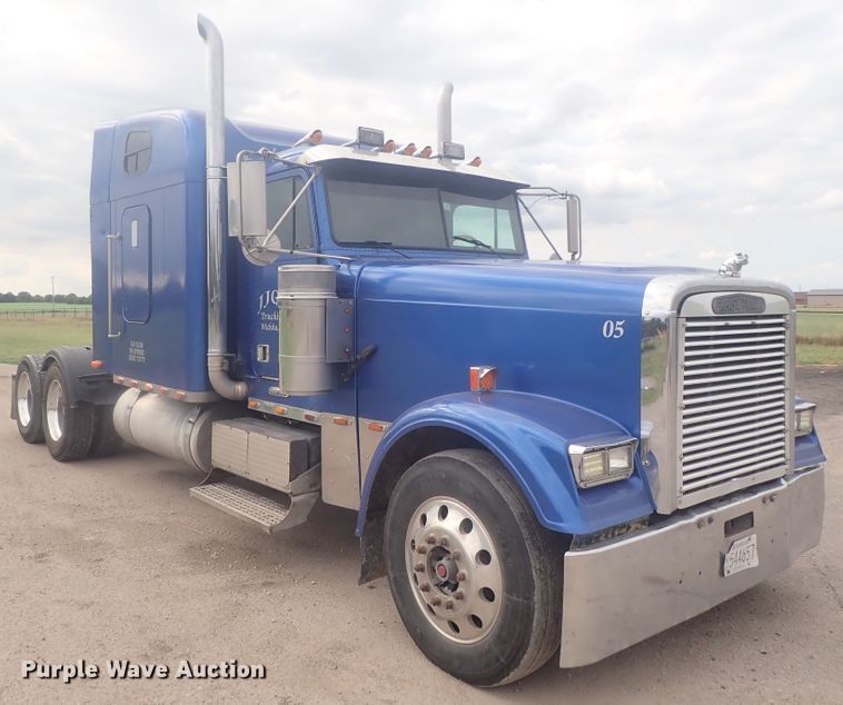 image for item DI4735 1998 Freightliner Classic X2  semi truck