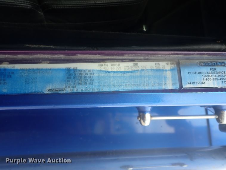 image for item DI4735 1998 Freightliner Classic X2  semi truck