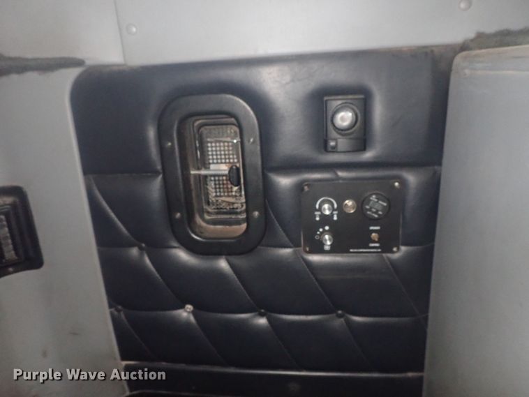 image for item DI4735 1998 Freightliner Classic X2  semi truck