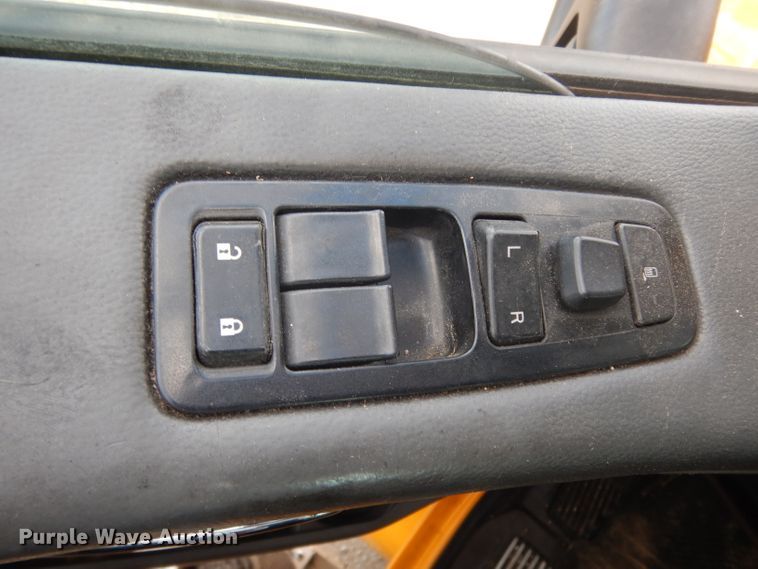 image for item DI8501 2016 Peterbilt 579  semi truck