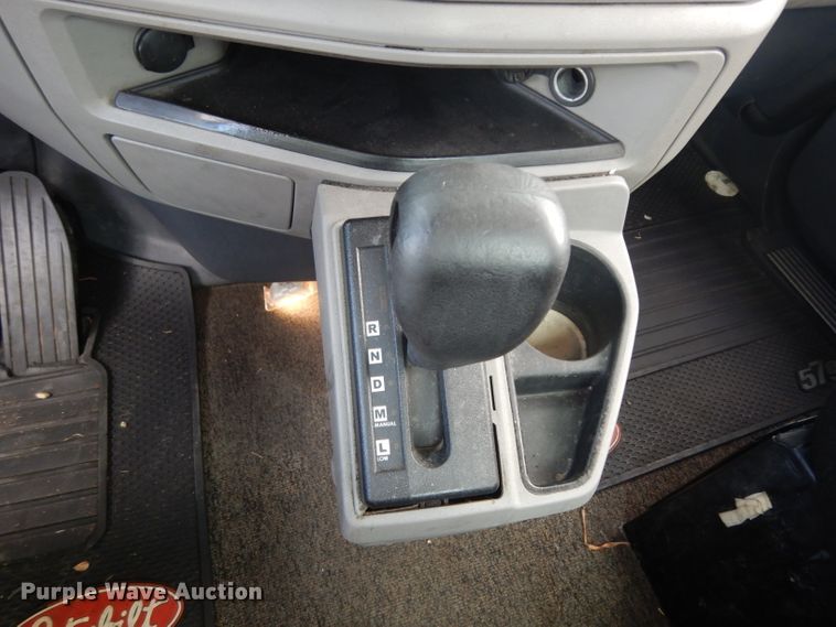 image for item DI8501 2016 Peterbilt 579  semi truck