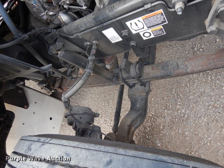 image for item DI8501 2016 Peterbilt 579  semi truck