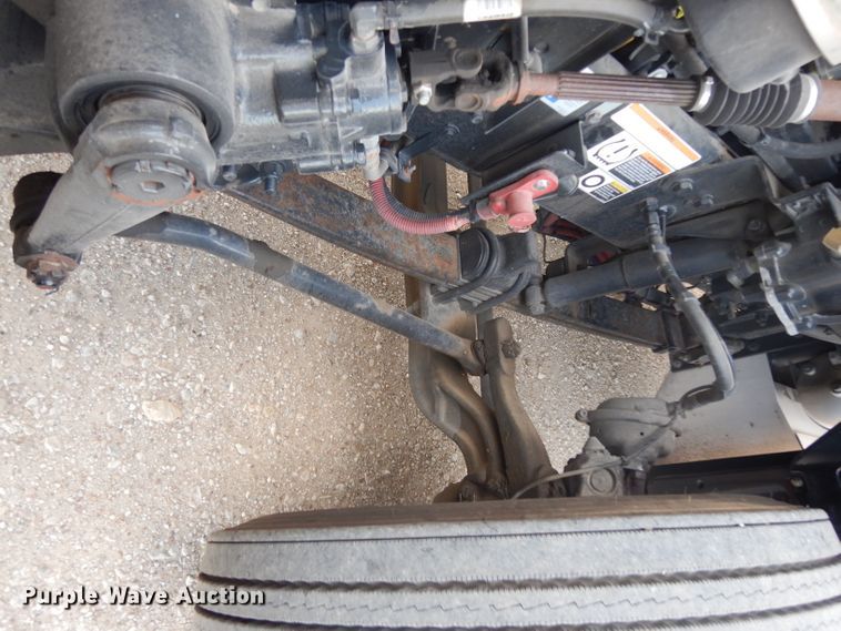 image for item DI8501 2016 Peterbilt 579  semi truck