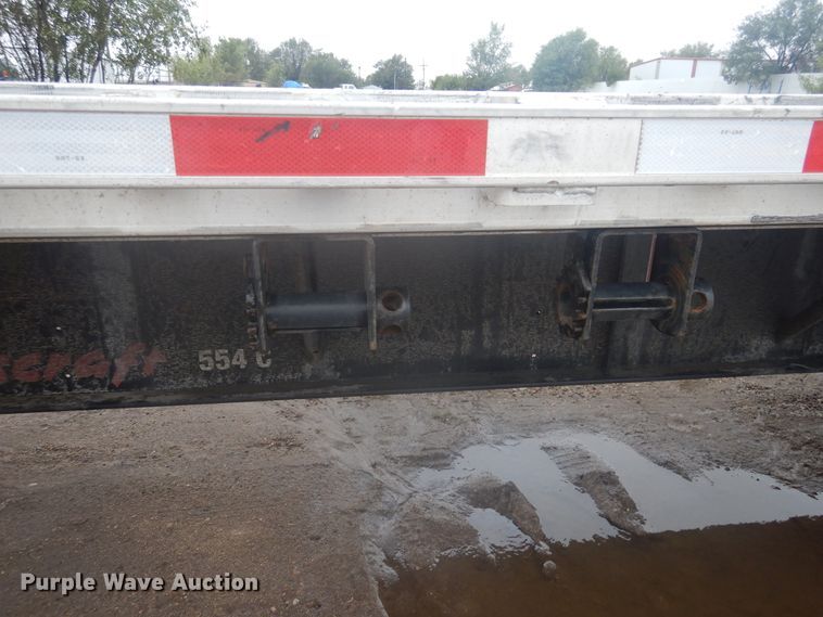 image for item DJ1057 2020 Transcraft flatbed trailer