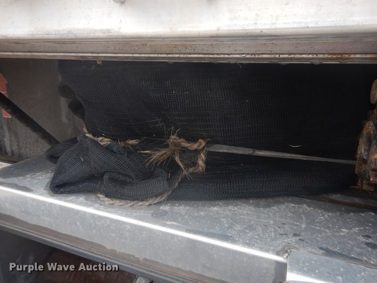 image for item DJ1057 2020 Transcraft flatbed trailer