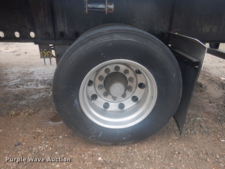 image for item DJ1057 2020 Transcraft flatbed trailer