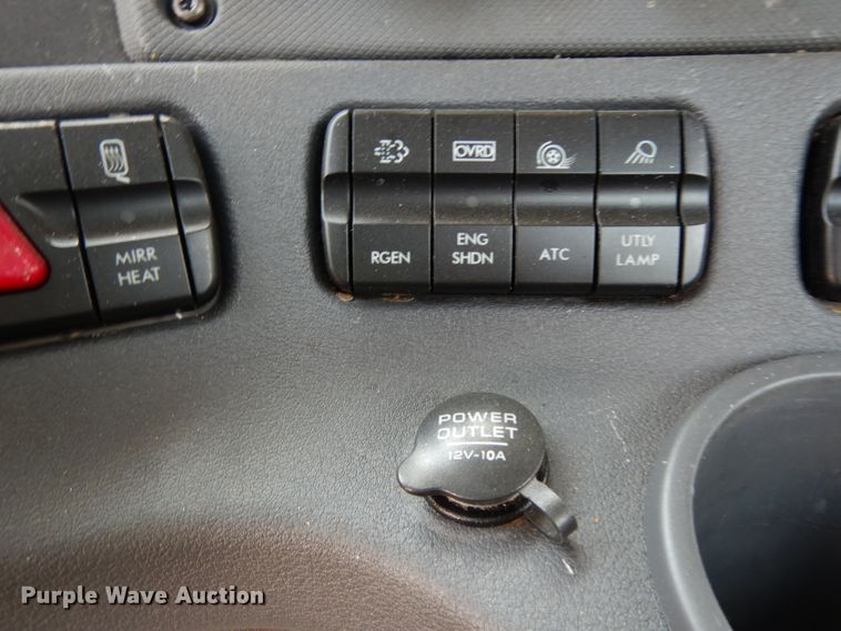 image for item DJ6531 2018 Freightliner Cascadia  semi truck