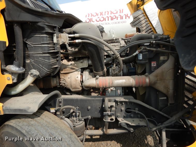 image for item DJ6531 2018 Freightliner Cascadia  semi truck