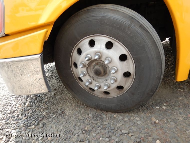 image for item DJ6531 2018 Freightliner Cascadia  semi truck