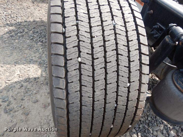 image for item DJ6531 2018 Freightliner Cascadia  semi truck