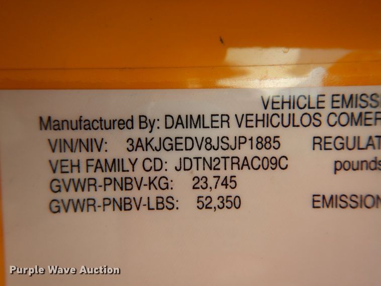 image for item DJ6531 2018 Freightliner Cascadia  semi truck