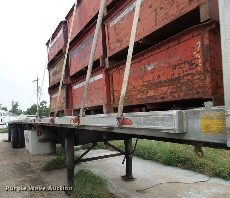 image for item EP9910 1999 Utility FS2CHA flatbed trailer