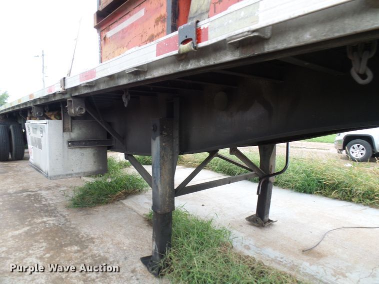 image for item EP9910 1999 Utility FS2CHA flatbed trailer