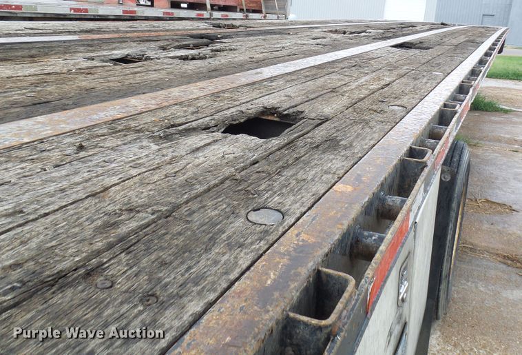 image for item EP9912 2006 Transcraft TL2000H flatbed trailer