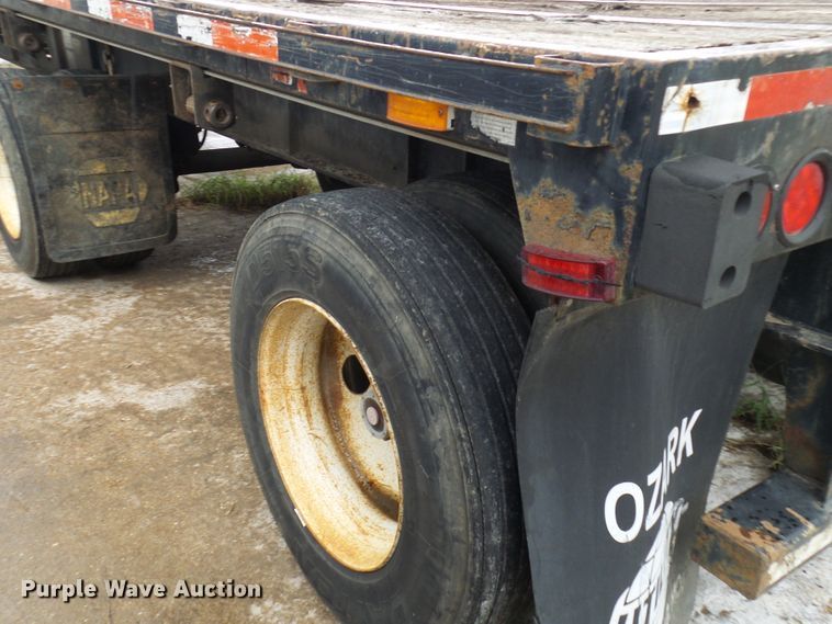 image for item EP9912 2006 Transcraft TL2000H flatbed trailer