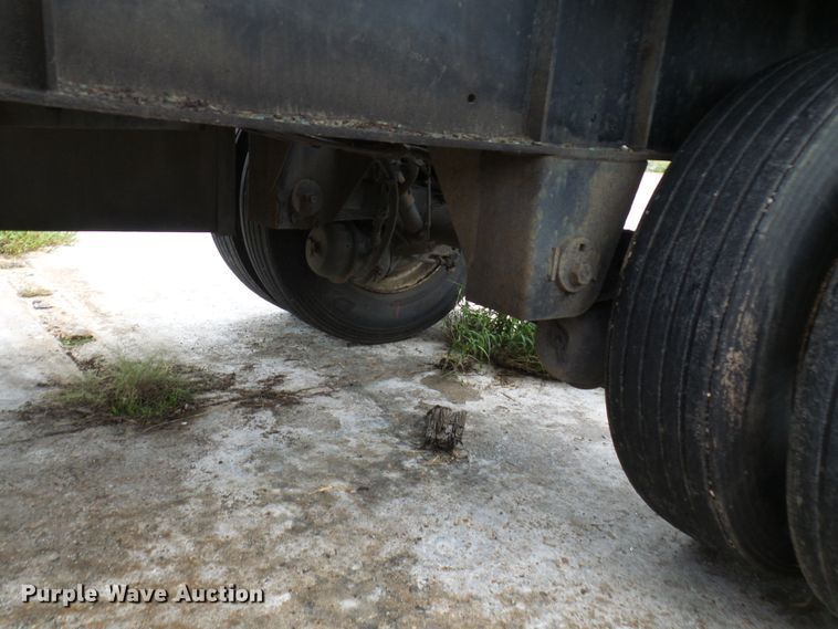 image for item EP9912 2006 Transcraft TL2000H flatbed trailer