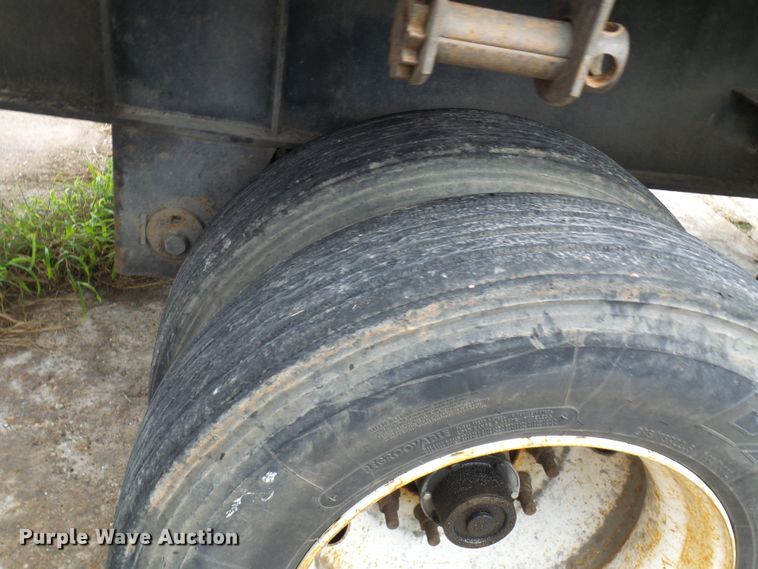 image for item EP9912 2006 Transcraft TL2000H flatbed trailer