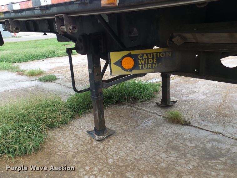 image for item EP9912 2006 Transcraft TL2000H flatbed trailer