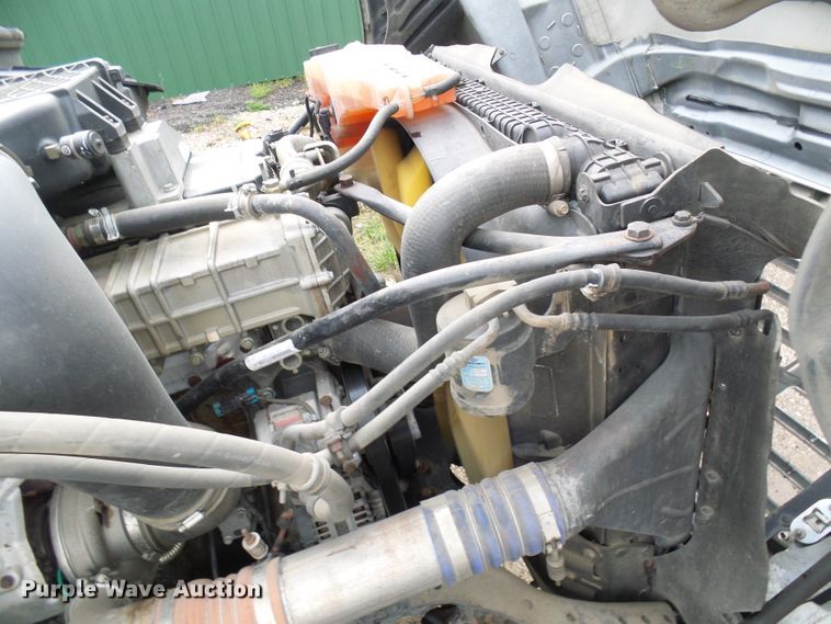 image for item EP9914 2012 Freightliner Cascadia  semi truck