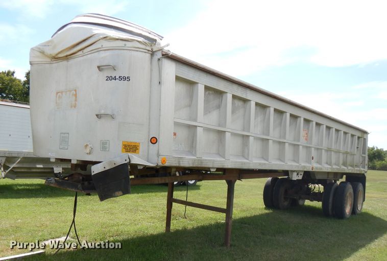 image for item FN9367 1987 CMC end dump trailer